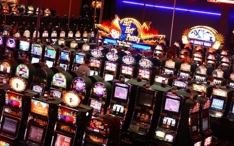 Room_full_of_slot_machines38